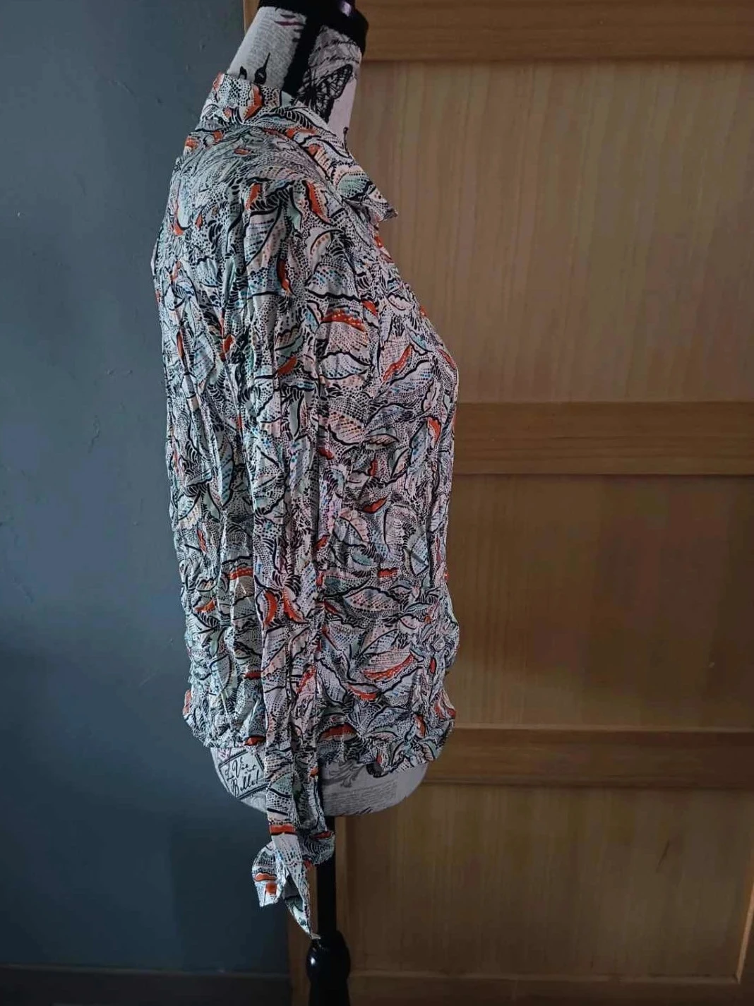 Camisa de mujer con hojas multicolores, rue Mazarine, T38 – photo 4